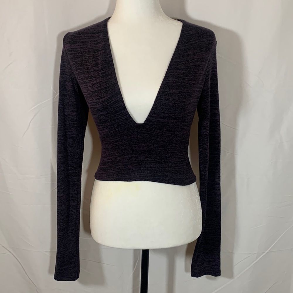 Wilfred Free Purple & Black Low Cut V-Neck Cropped Long Sleeve Shirt/Top